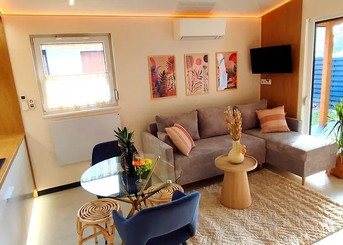 Aquarius Porto Apartament *